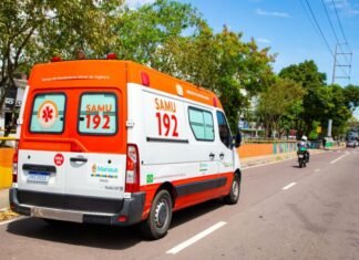 Acidente deixa motociclista ferido próximo à Bola da Suframa em Manaus
