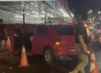 Colisão em cruzamento deixa motociclista gravemente ferido na Zona Norte de Manaus