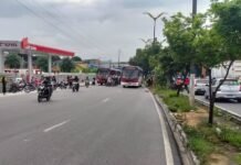 Autoridades investigam acidente fatal envolvendo motocicleta e ônibus