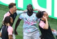 Bélgica goleia os Estados Unidos e avança às quartas de final da Copa do Mundo