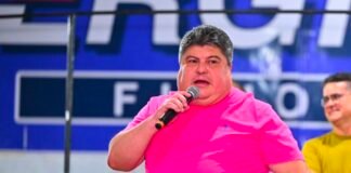 David Reis participa de encontro com lideranças e moradores do Colônia Santo Antônio, na Zona Norte de Manaus
