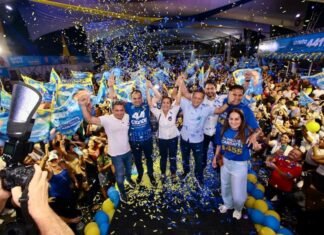 Adjuto Afonso mostra força política e reúne 12 mil apoiadores em lançamento de campanha eleitoral