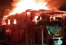 Incêndio destrói parte de residência e assusta moradores na Zona Sul de Manaus
