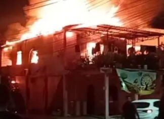 Incêndio destrói parte de residência e assusta moradores na Zona Sul de Manaus
