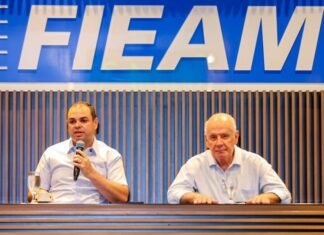 Roberto Cidade defende diálogo com indústria e novas matrizes econômicas para gerar emprego e renda no Amazonas
