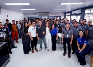 Adjuto Afonso destaca geração de empregos durante visita à Amazon Motors em Manaus