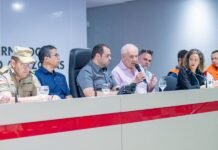 Governador Roberto Cidade alinha ações com municípios e Governo Federal para enfrentar incêndios florestais no Amazonas
