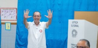 Omar Aziz defende democracia ao votar no segundo turno e que, caso seja eleito, governará para todos