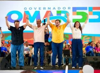Omar reúne apoio dos 62 prefeitos do Amazonas e defende união para governar o Estado