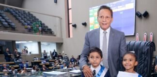 Presidente da Aleam, Adjuto Afonso, destaca cidadania no encerramento do projeto ‘Cidadão de Berço’